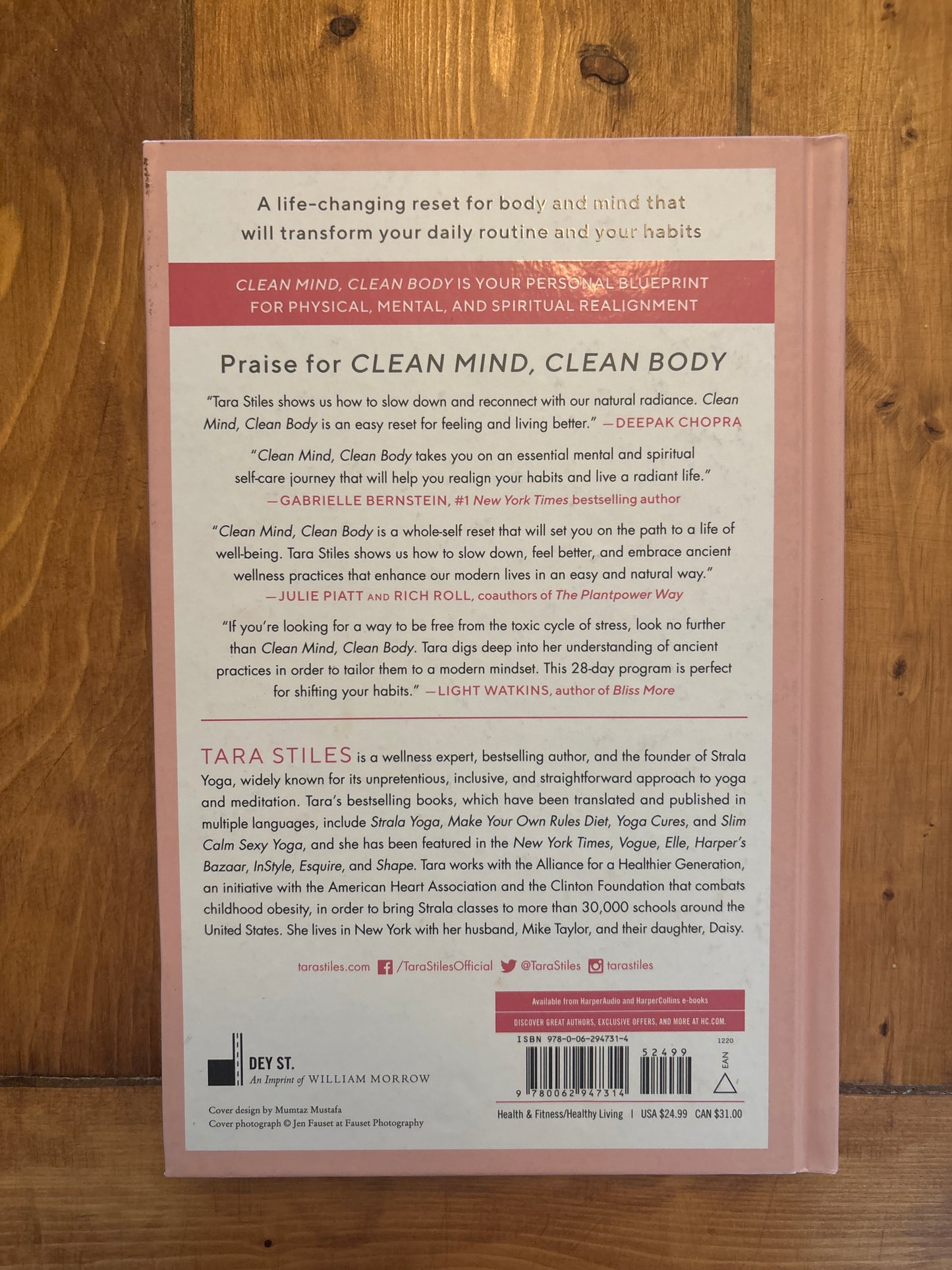 Book - Clean Mind, Clean Body by Tara Stiles