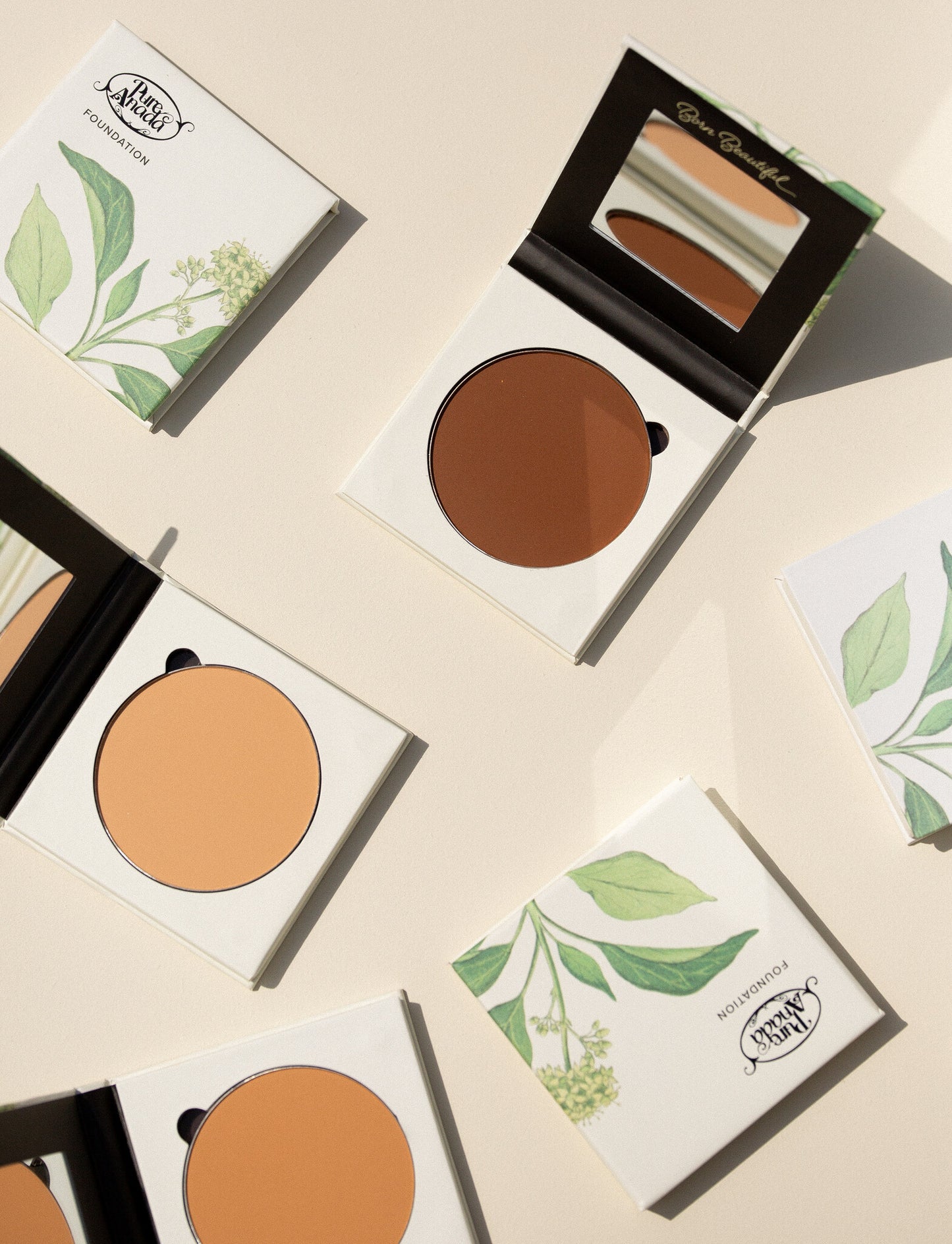 Pure Anada Sheer Pressed Mineral Foundation - Light - Compact